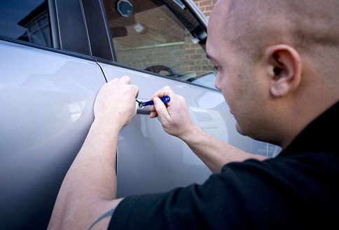 Automotive Locksmith